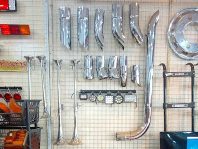 Estética cromados para caminhão